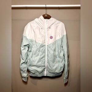 Comfortable rain jacket.